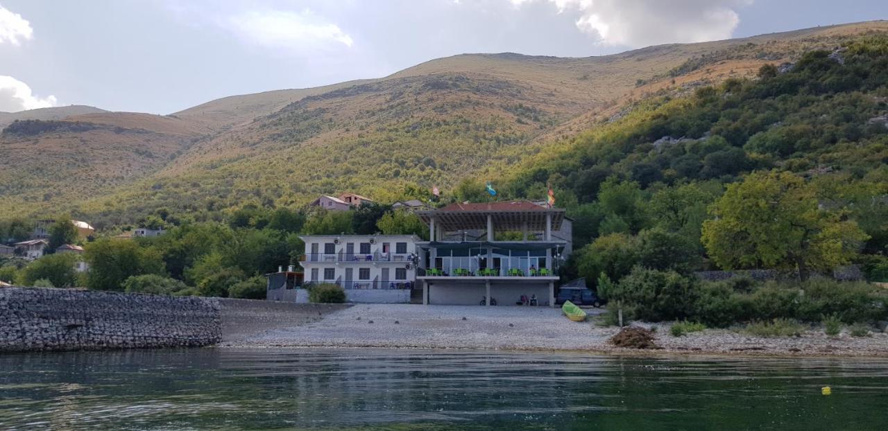 Rooms Lake View Balani Restaurant Shkodër エクステリア 写真