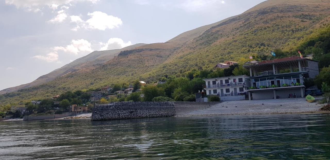 Rooms Lake View Balani Restaurant Shkodër エクステリア 写真