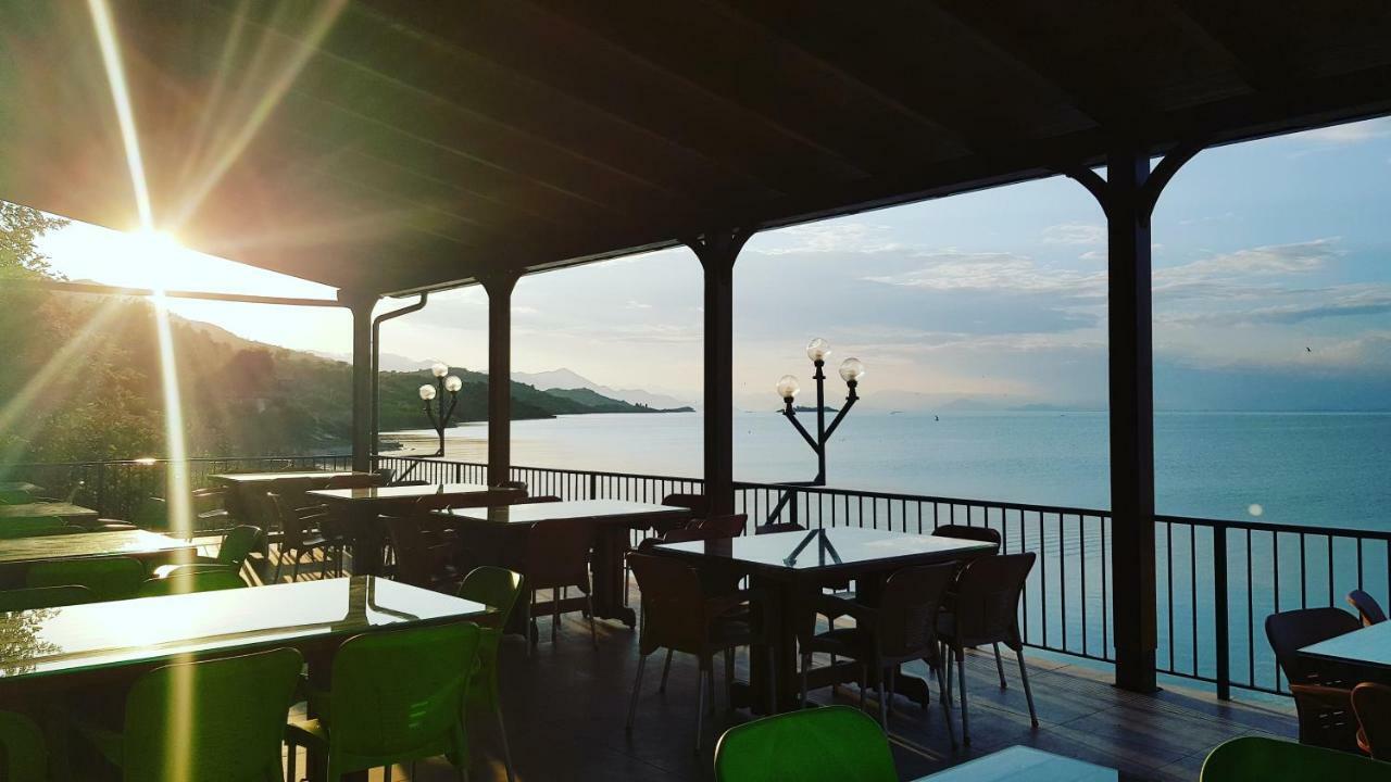 Rooms Lake View Balani Restaurant Shkodër エクステリア 写真