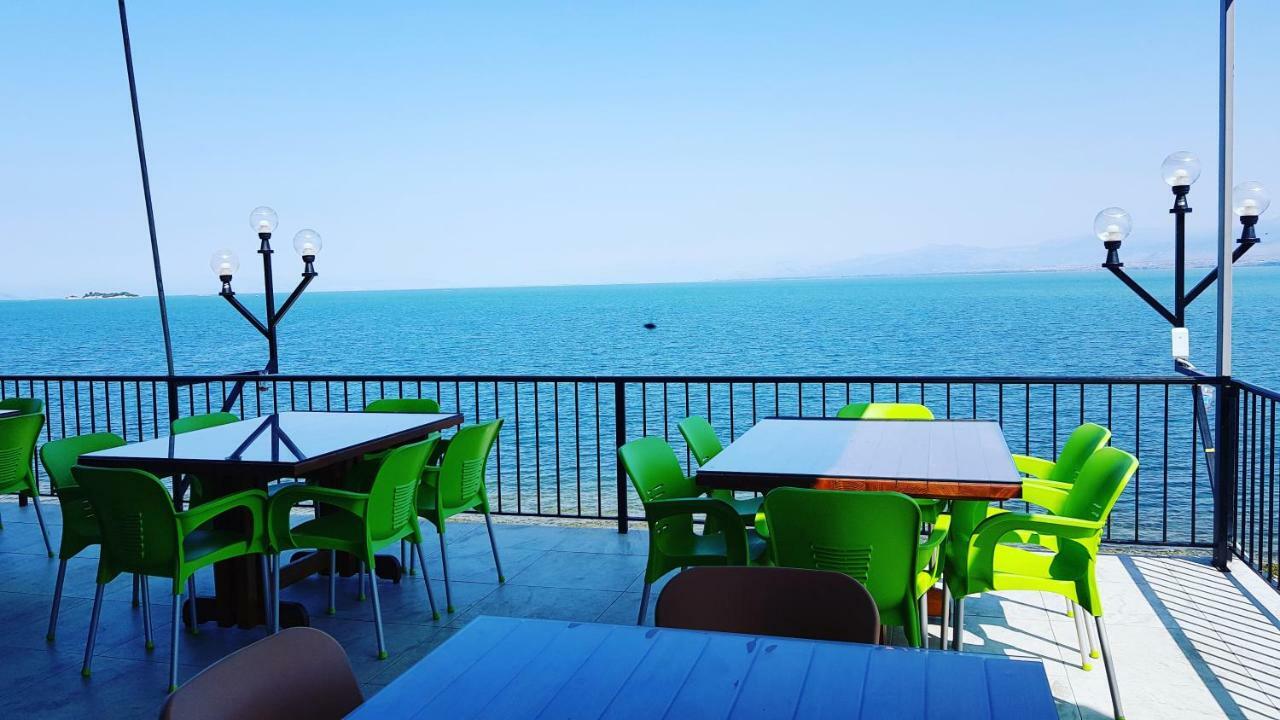 Rooms Lake View Balani Restaurant Shkodër エクステリア 写真