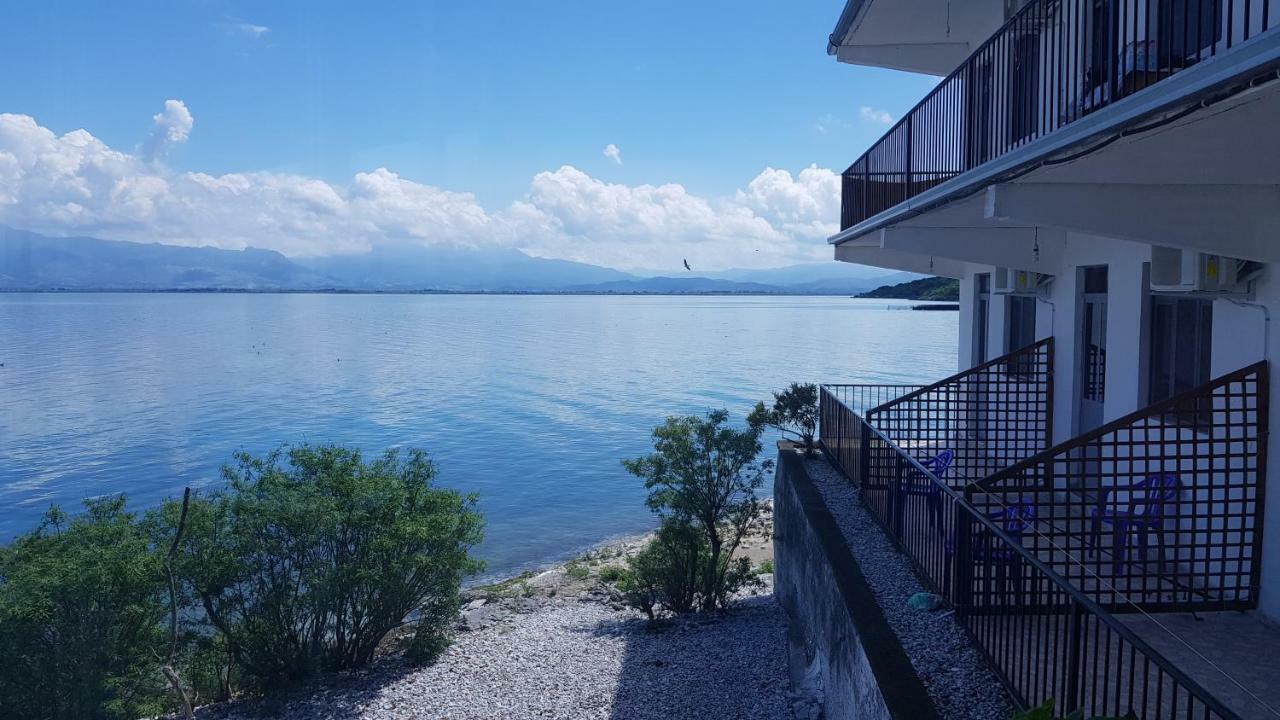 Rooms Lake View Balani Restaurant Shkodër エクステリア 写真